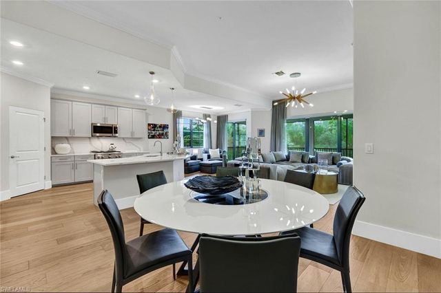 16356 Viansa WAY 201, Naples, FL 34110