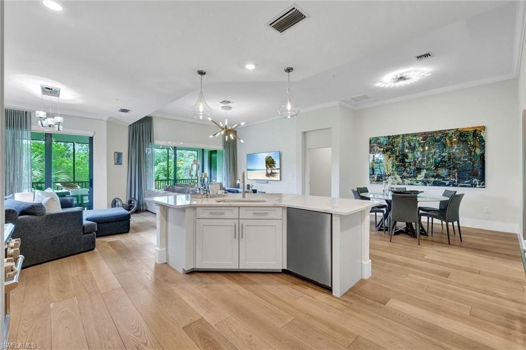 16356 Viansa WAY 201, NAPLES, FL 34110 — photo 4
