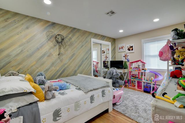 126 SANTIAGO Drive, Toms River, NJ 08757