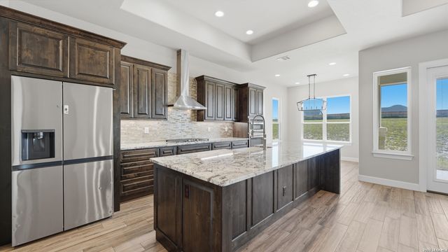 125 VALLEY VIEW DR, La Vernia, TX 78121