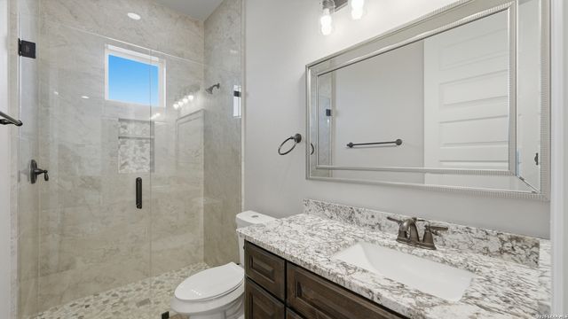 125 VALLEY VIEW DR, La Vernia, TX 78121