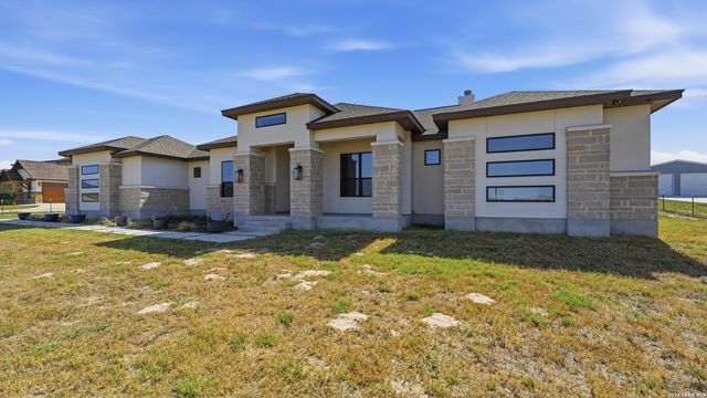 125 VALLEY VIEW DR, La Vernia, TX 78121