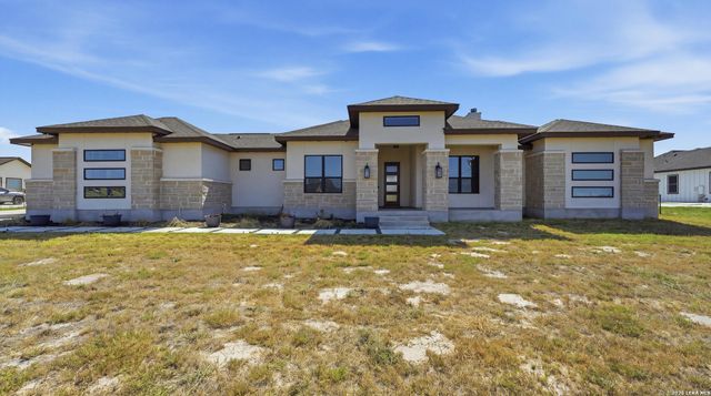 125 VALLEY VIEW DR, La Vernia, TX 78121