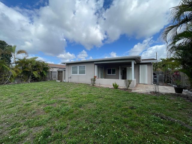 8136 NW 21st Court, Sunrise, FL 33322