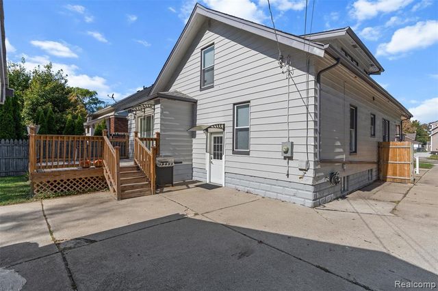 111 Scott Boulevard, Mount Clemens, MI 48043