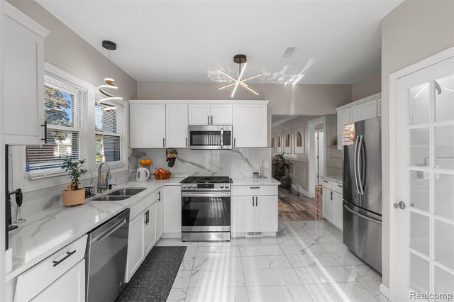 111 Scott Boulevard, Mount Clemens, MI 48043