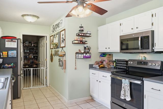 29 N Coker Road, Vilonia, AR 72173