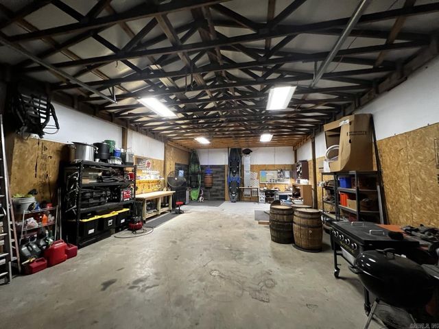 29 N Coker Road, Vilonia, AR 72173