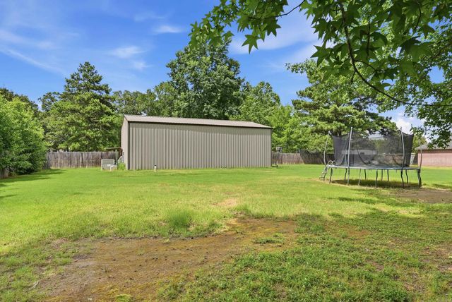 29 N Coker Road, Vilonia, AR 72173
