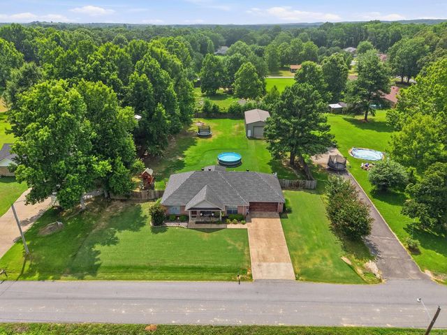 29 N Coker Road, Vilonia, AR 72173