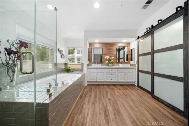 5919 County Oak Road, Woodland Hills, CA 91367