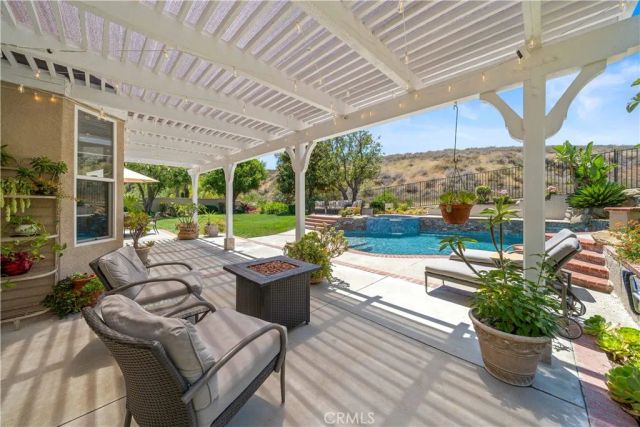5919 County Oak Road, Woodland Hills, CA 91367