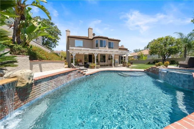 5919 County Oak Road, Woodland Hills, CA 91367
