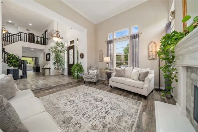 5919 County Oak Road, Woodland Hills, CA 91367