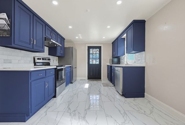 14 Lewis Rd, Randolph, MA 02368