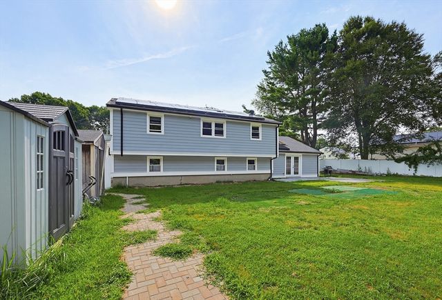 14 Lewis Rd, Randolph, MA 02368