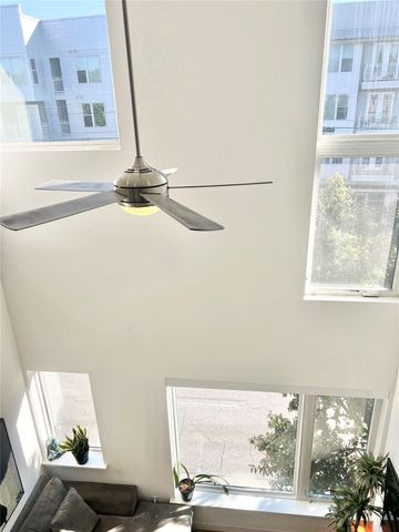 2002 E 7th ST 223, Austin, TX 78702