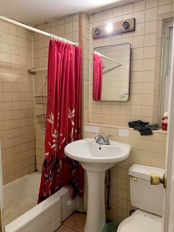 236 Cypress St. 2, Brookline, MA 02445