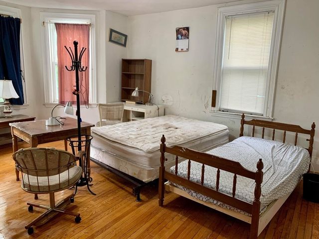 236 Cypress St. 2, Brookline, MA 02445