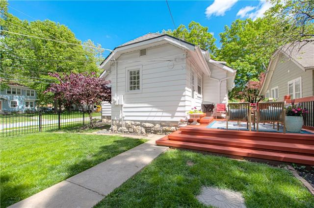 7300 Jefferson Street, Kansas City, MO 64114