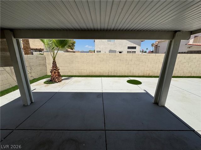 5534 Super Bowl Drive, Las Vegas, NV 89110