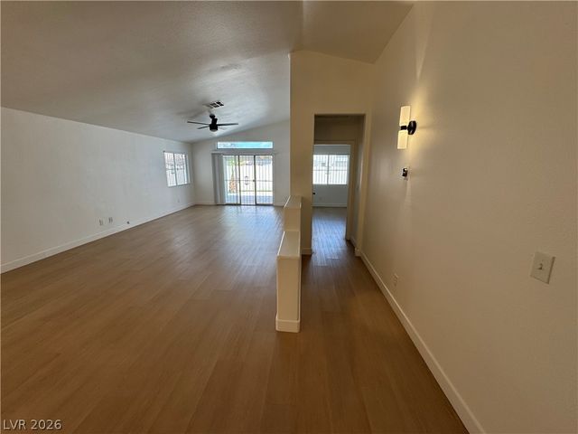 5534 Super Bowl Drive, Las Vegas, NV 89110
