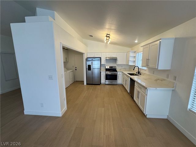 5534 Super Bowl Drive, Las Vegas, NV 89110