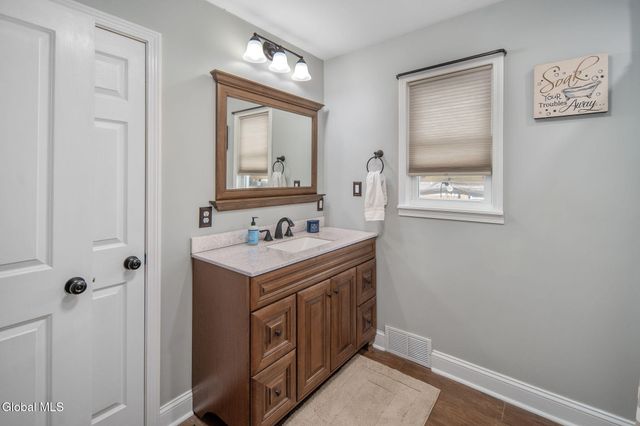 16 Forest Drive, Colonie, NY 12205