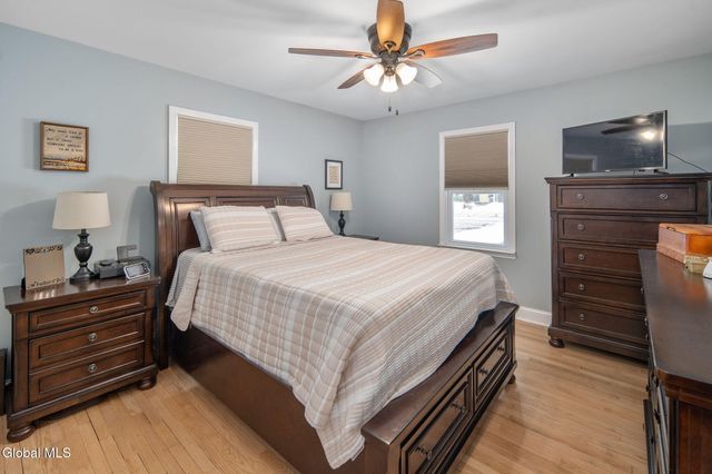 16 Forest Drive, Colonie, NY 12205