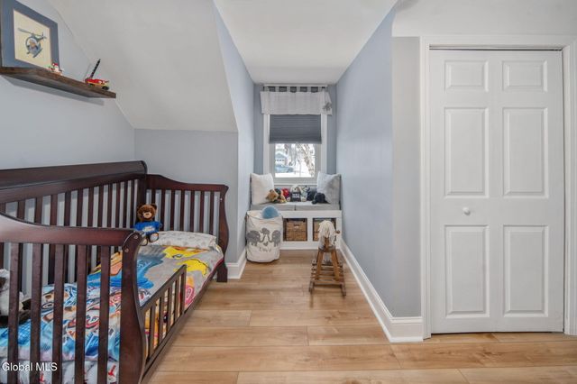 16 Forest Drive, Colonie, NY 12205