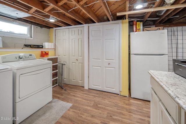 16 Forest Drive, Colonie, NY 12205