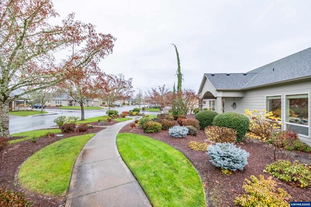 705 SE Stoneridge Ln, Dallas, OR 97338