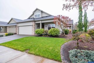 705 SE Stoneridge Ln, Dallas, OR 97338