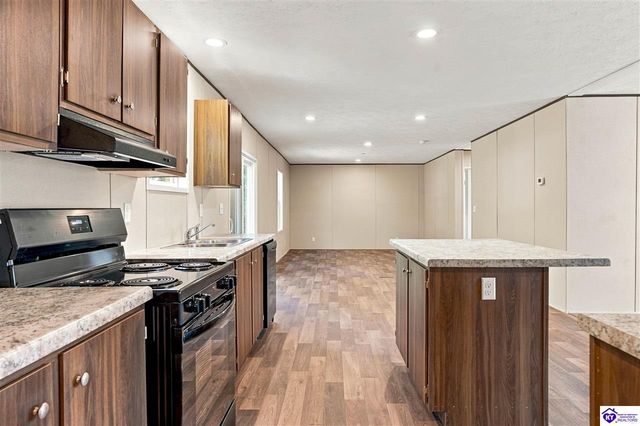 8686 Brandenburg Road, Brandenburg, KY 40108