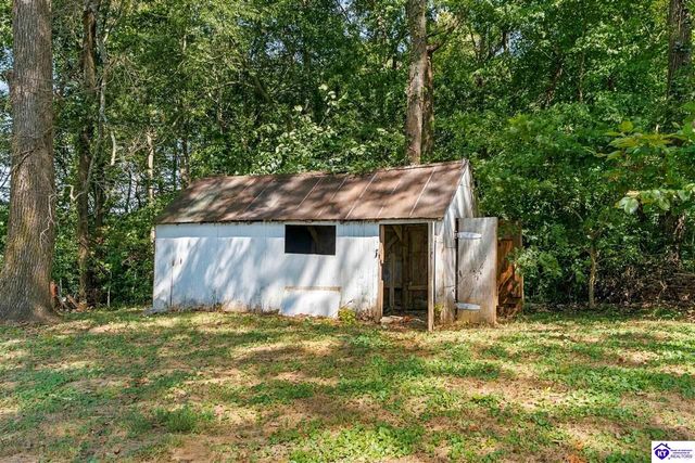 8686 Brandenburg Road, Brandenburg, KY 40108