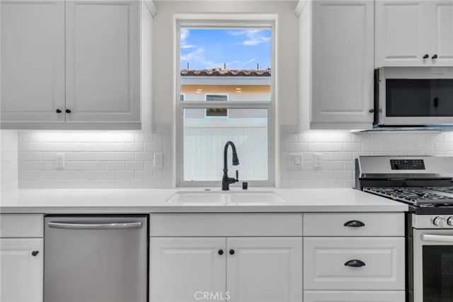 7432 Desert Sky Drive, Yucca Valley, CA 92284