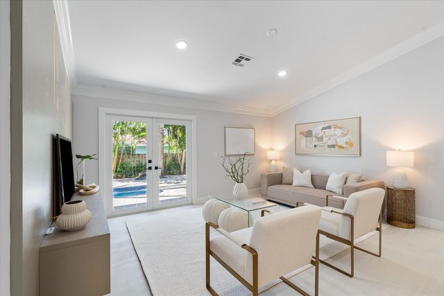 1132 NE 3rd Avenue, Boca Raton, FL 33432