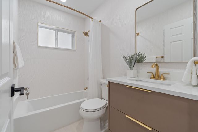 1132 NE 3rd Avenue, Boca Raton, FL 33432