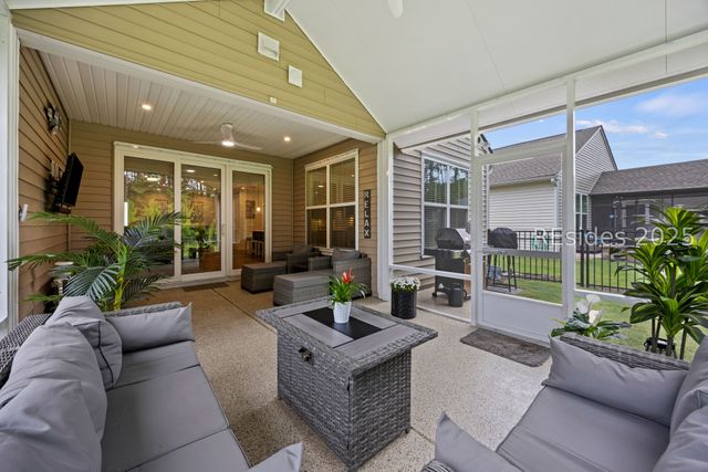 128 Carolina Oaks Ave, Bluffton, SC 29909