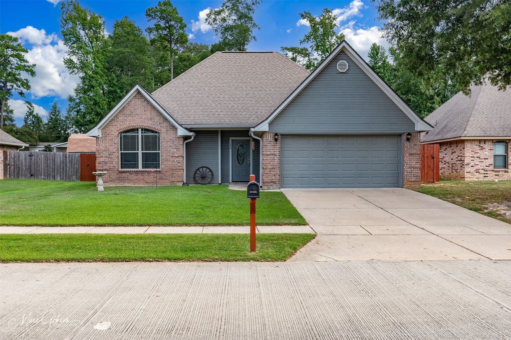 190 Bent Tree Loop, Haughton, LA 71037