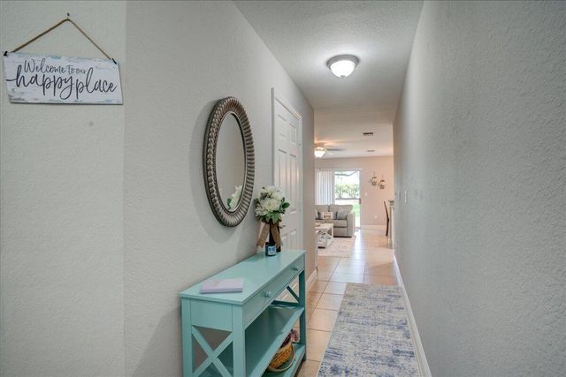 6633 Old Farm Trail, Boynton Beach, FL 33437