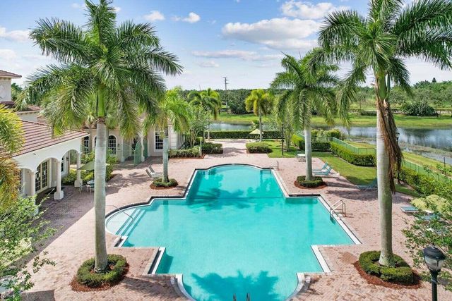 6633 Old Farm Trail, Boynton Beach, FL 33437