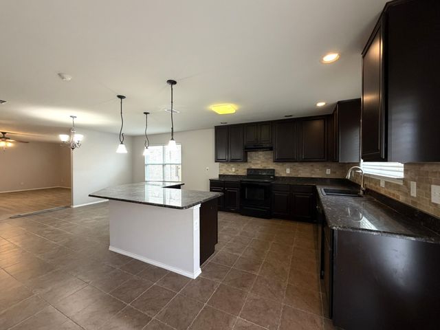 1517 Quails Nest Drive, Fort Worth, TX 76177