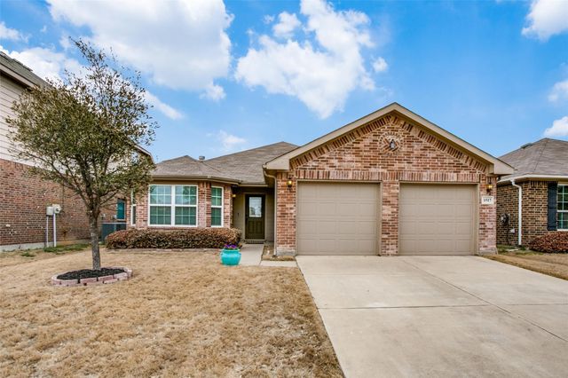 1517 Quails Nest Drive, Fort Worth, TX 76177