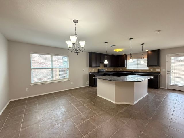 1517 Quails Nest Drive, Fort Worth, TX 76177