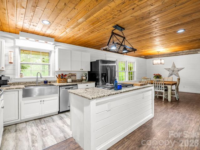 679 Solomon Jones Road, Cedar Mountain, NC 28718