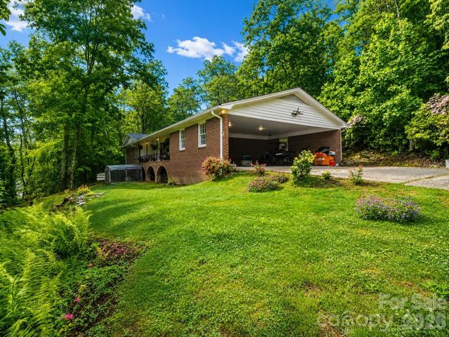 679 Solomon Jones Road, Cedar Mountain, NC 28718