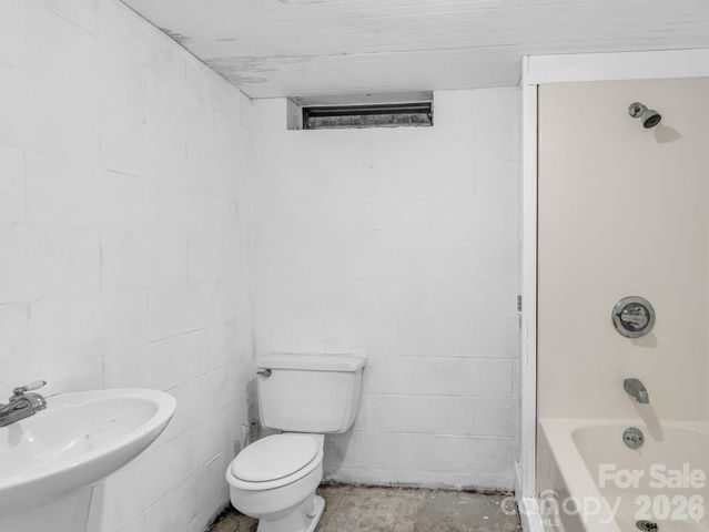 679 Solomon Jones Road, Cedar Mountain, NC 28718