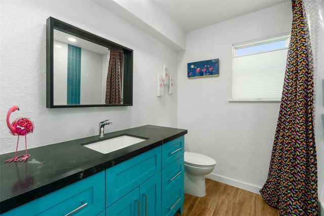 385 Ling, Bayou Vista, TX 77563