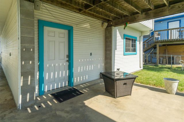 385 Ling, Bayou Vista, TX 77563